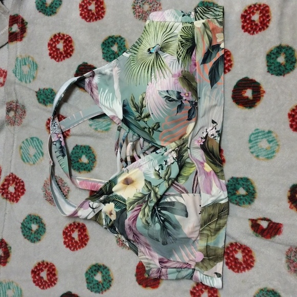 Torrid two piece bathing suit - Picture 2 of 5